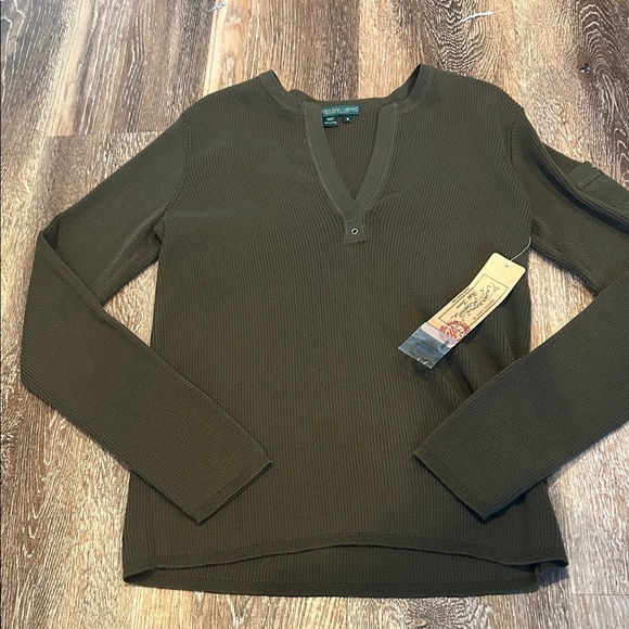 NEW! Lauren Jeans Company Ribbed Dark Camo Green Top Size M - Picture 1 of 6